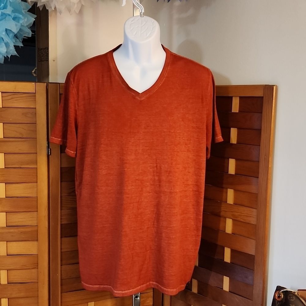 Lucky Brand Men's Venice burn out fitted TShirt size large